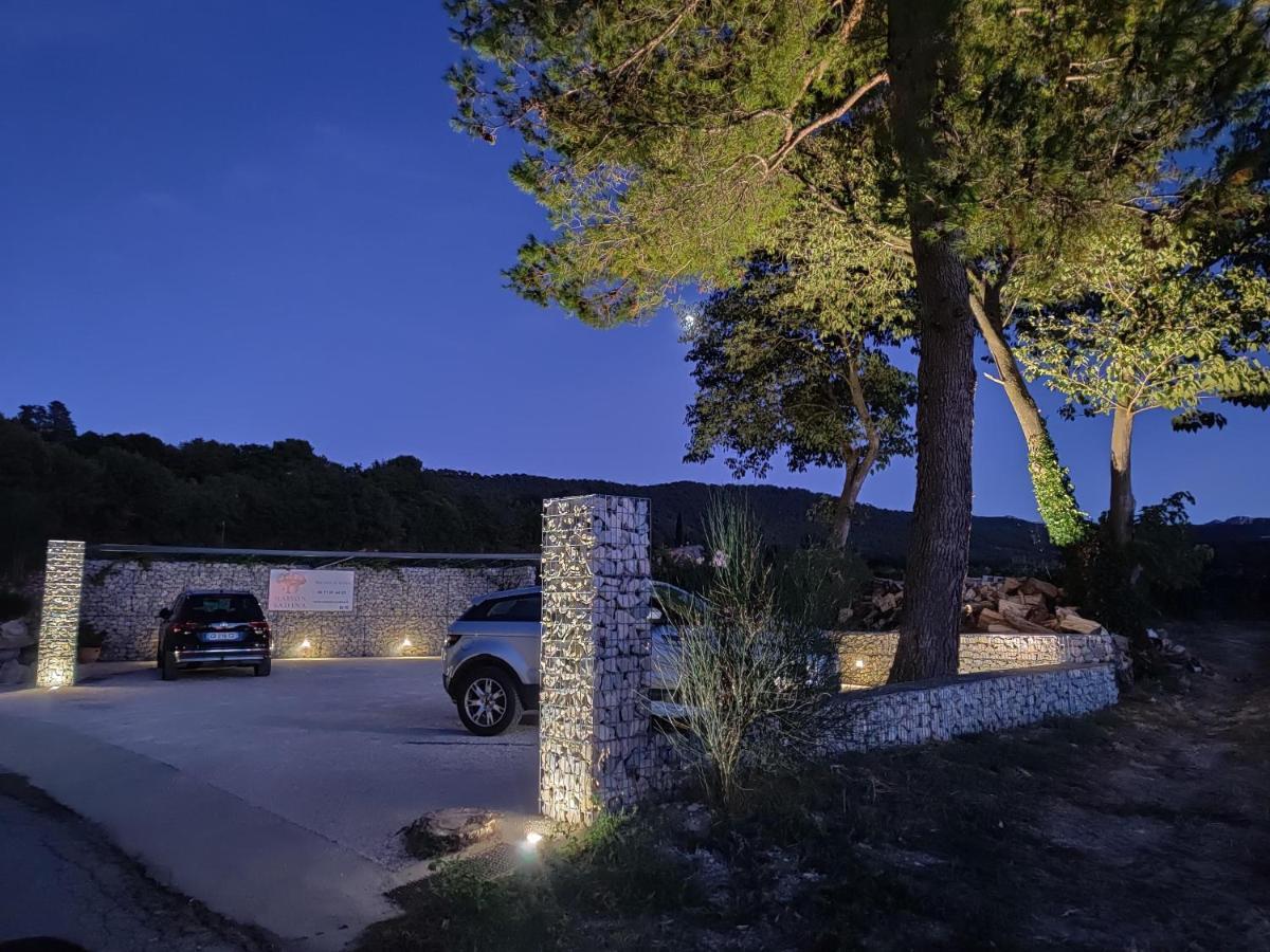 Maison Sadina Seguret Exterior photo